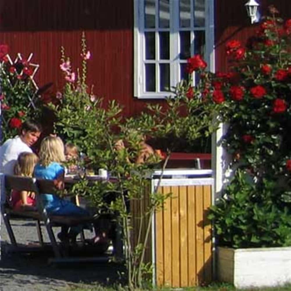 Ronne Vandrerhjem Bagian luar foto
